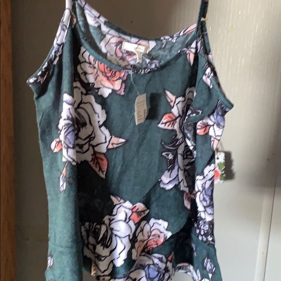 Maurices - Picture 1 of 3